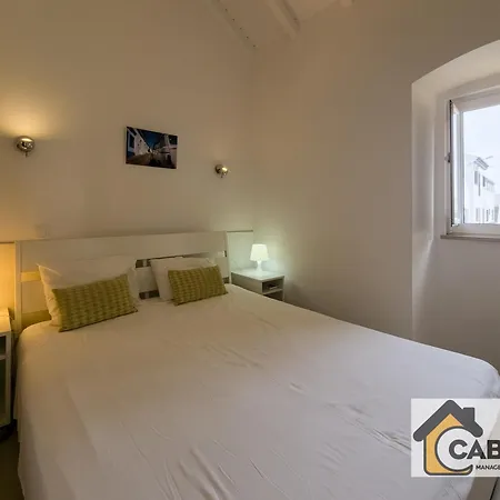 Casas *