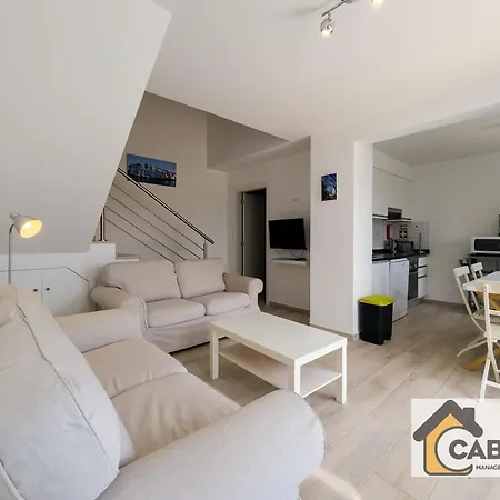 Casas *